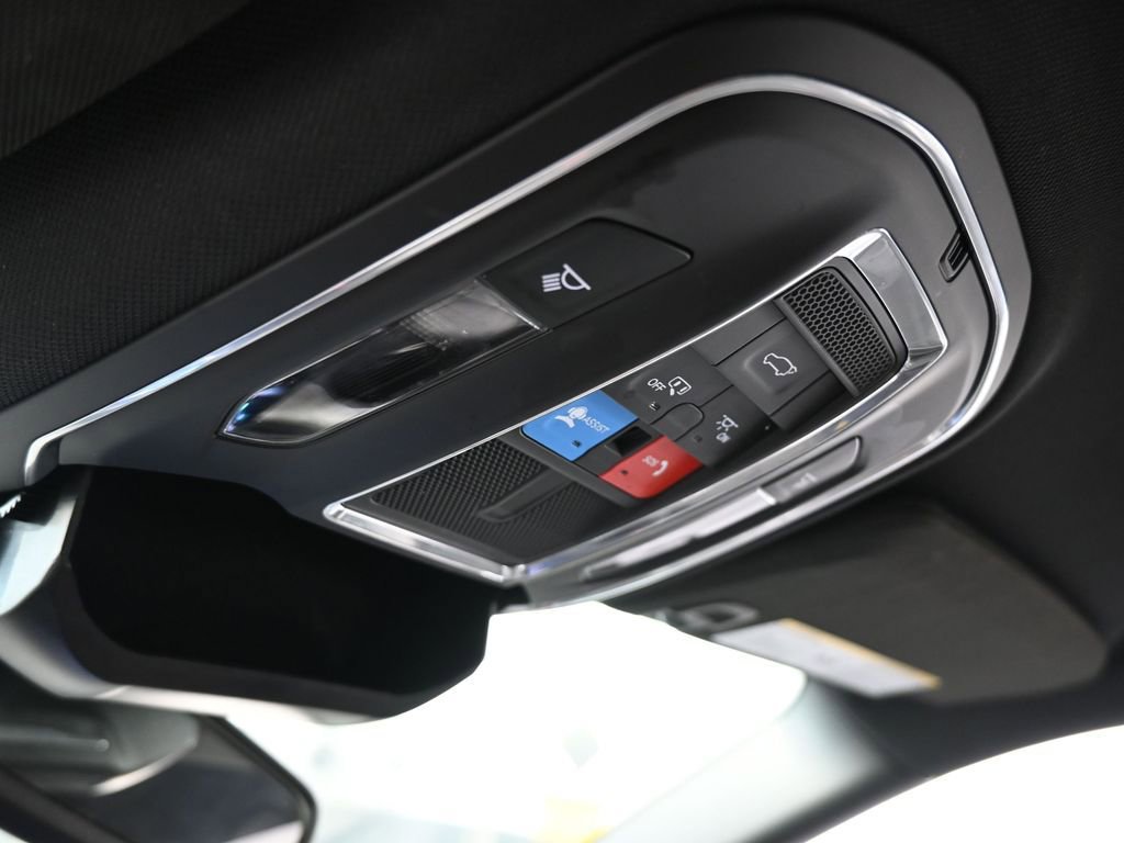 Used 2024 Jeep Grand Cherokee L Limited image 22