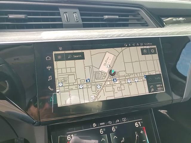 Used 2021 Audi e-tron Premium w/ Convenience Plus Package image 23