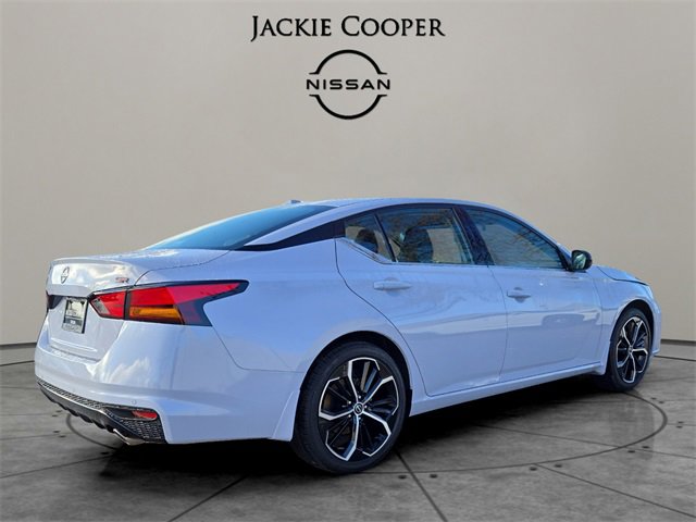 New 2025 Nissan Altima 2.5 SR image 5