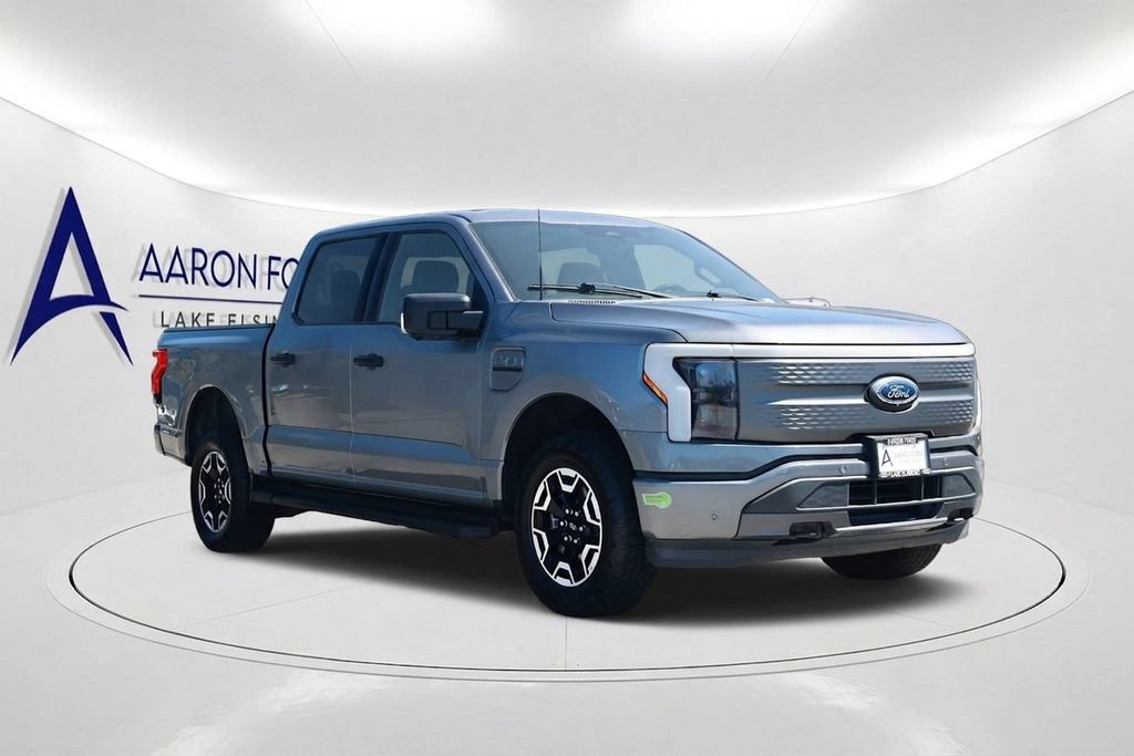 Used 2022 Ford F150 Lightning XLT AWD/4WD image 3
