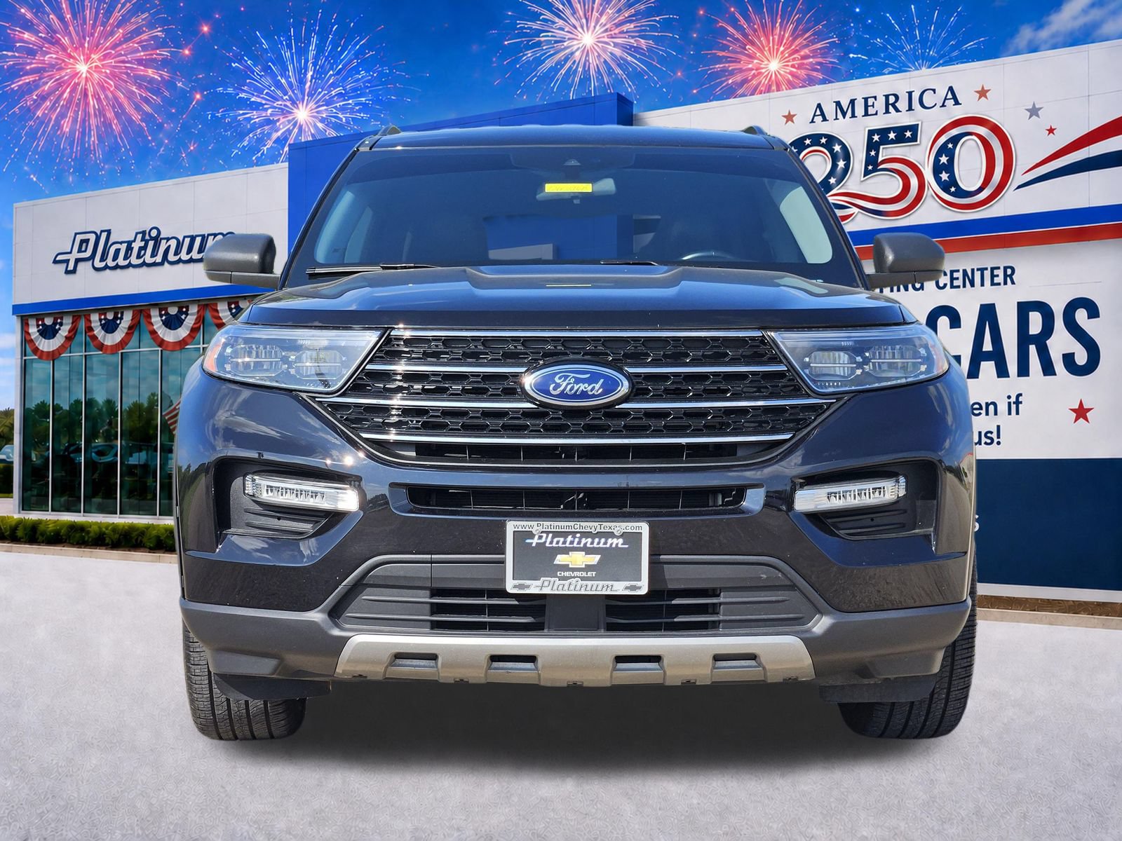 Used 2021 Ford Explorer XLT w/ Equipment Group 202A RWD image 6