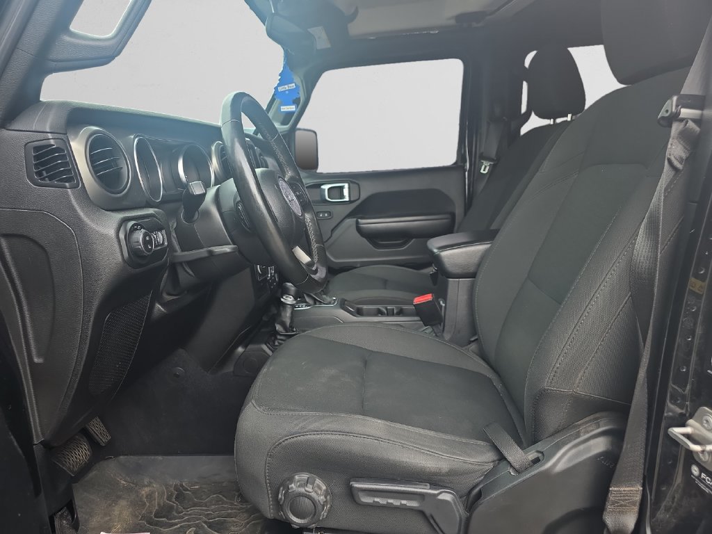 Used 2021 Jeep Gladiator Sport AWD/4WD image 11