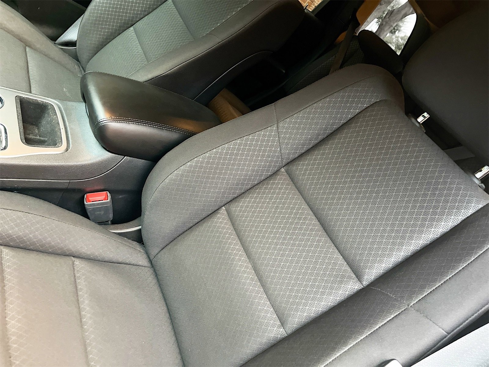 Used 2019 Jeep Grand Cherokee Laredo image 18