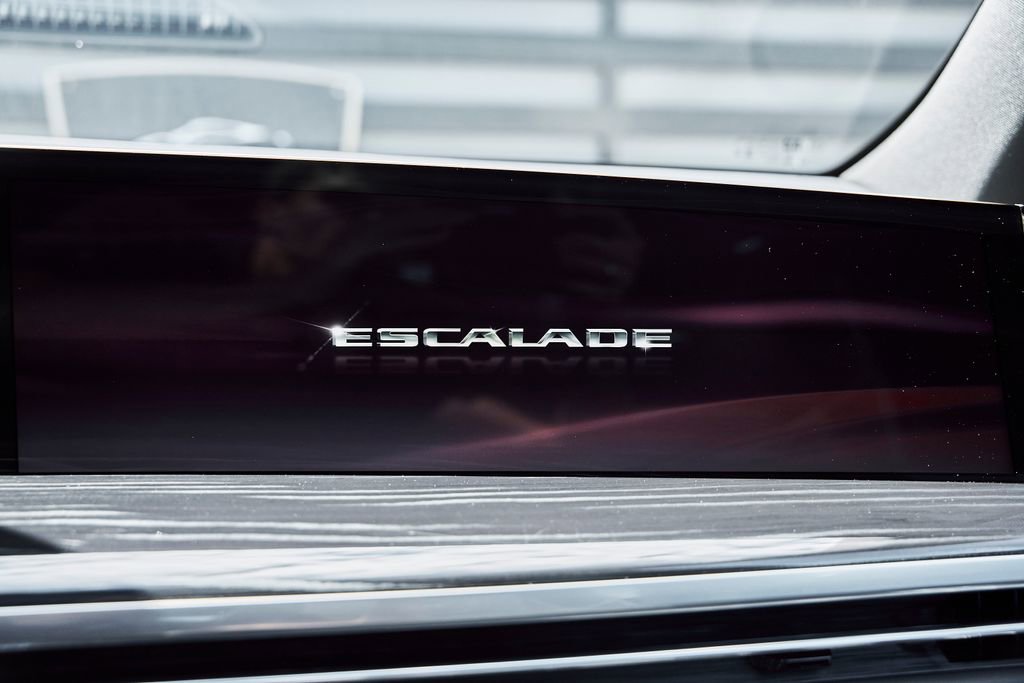 Used 2025 Cadillac Escalade ESV Sport AWD/4WD image 85