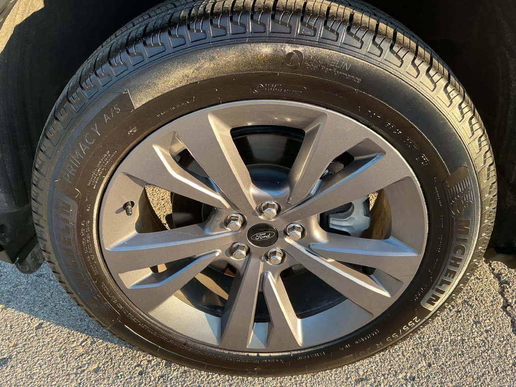 New 2026 Ford Explorer Active w/ Active Comfort Package AWD/4WD image 9