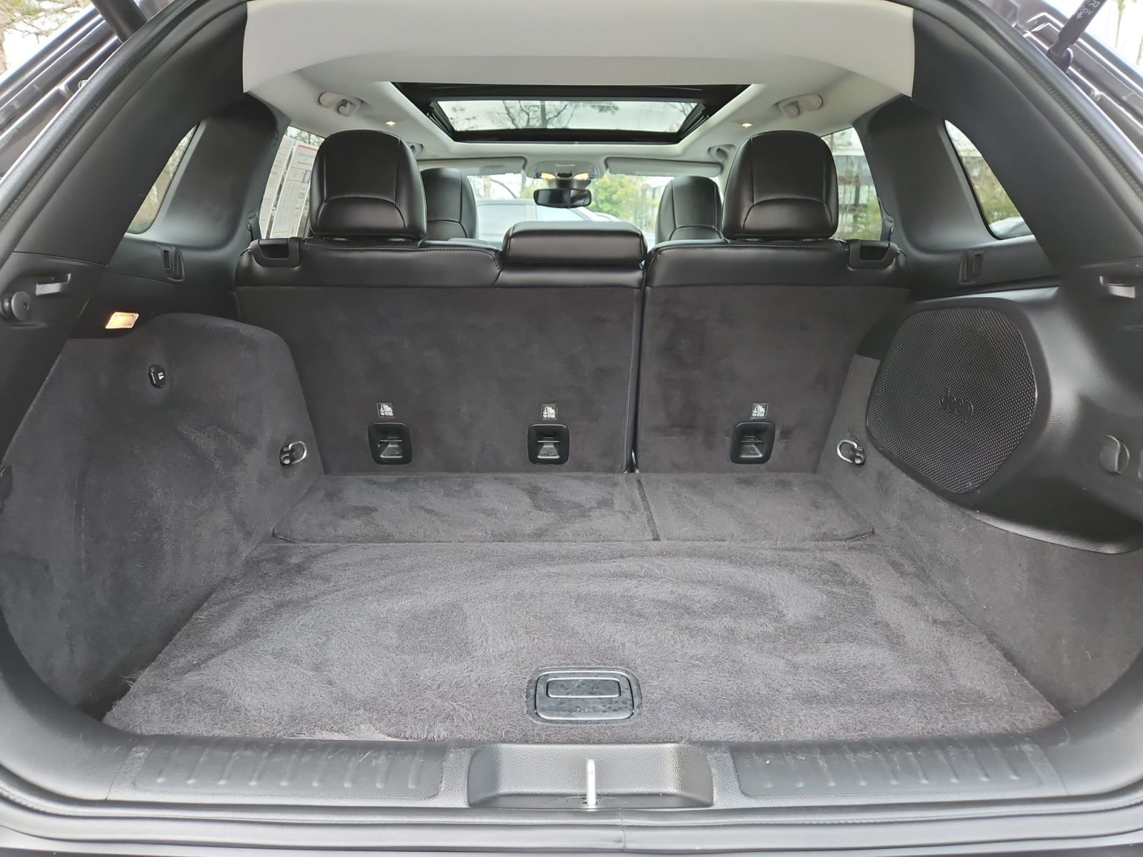 Used 2021 Jeep Cherokee Limited w/ Elite Package image 19