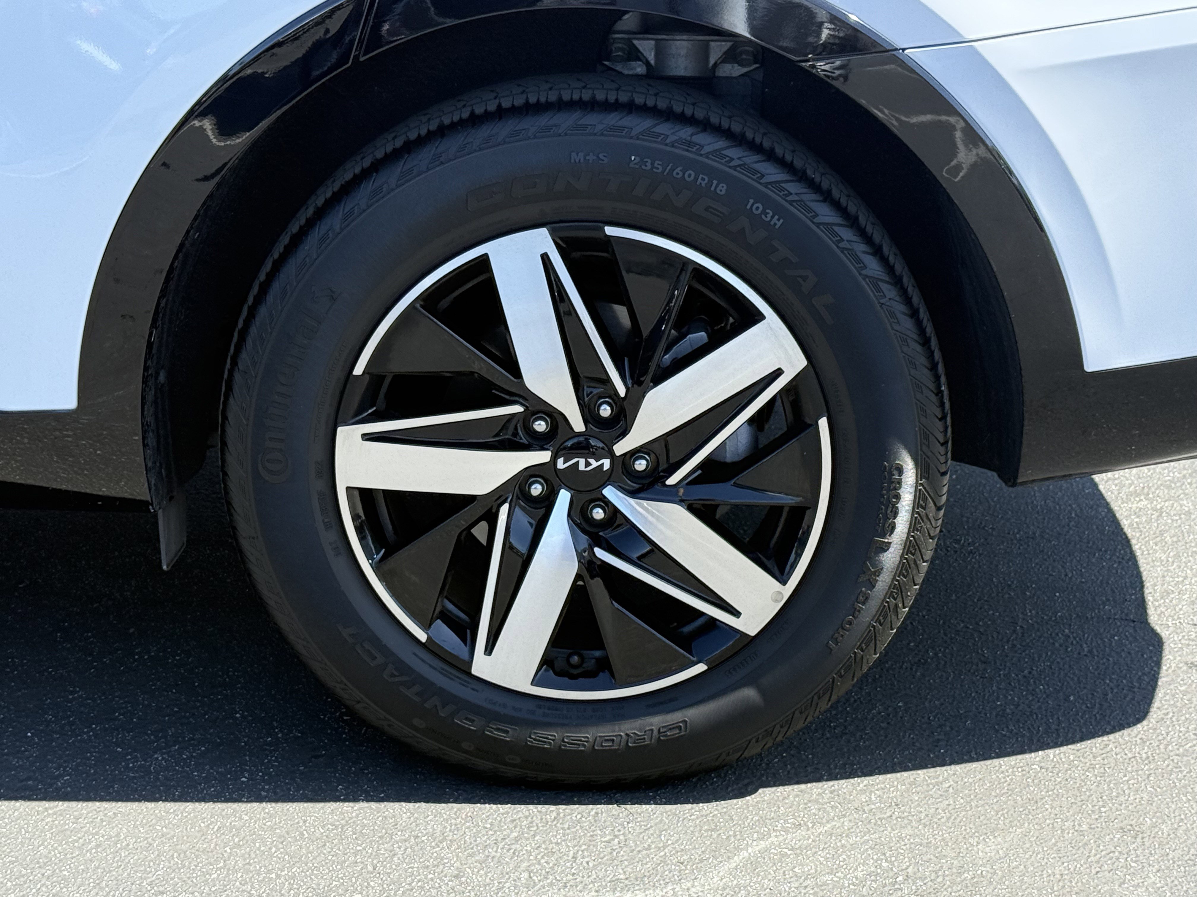 Certified 2022 Kia Sorento S image 9