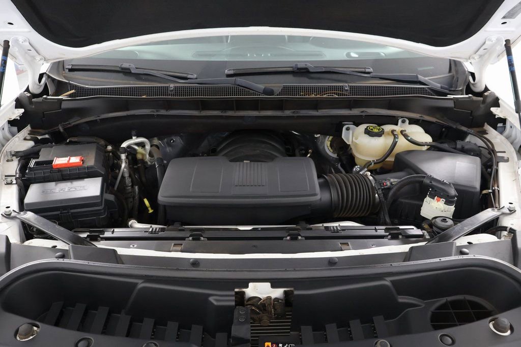 Used 2022 Chevrolet Suburban LT image 16