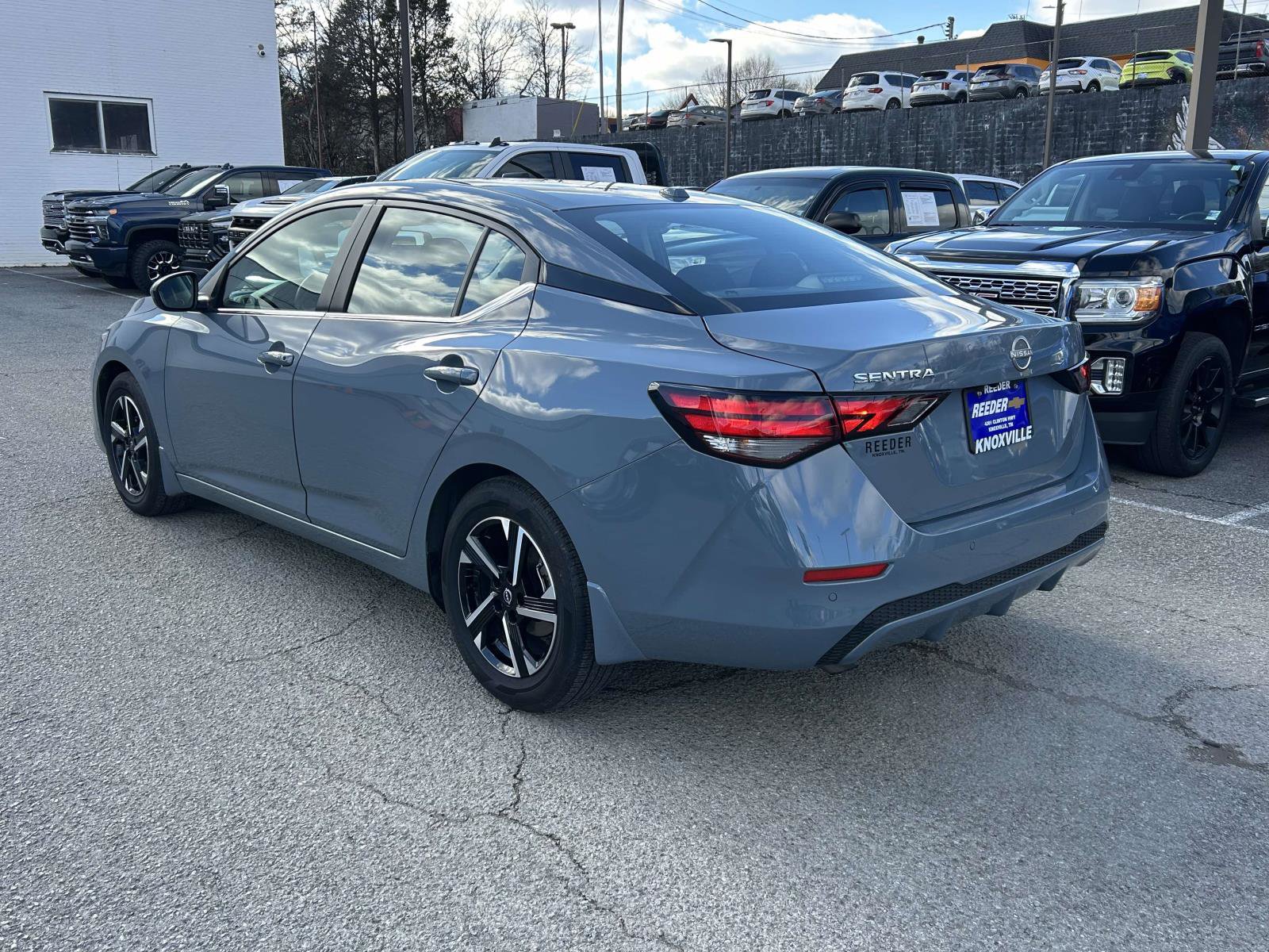 Used 2025 Nissan Sentra SV w/ All-Weather Package image 5
