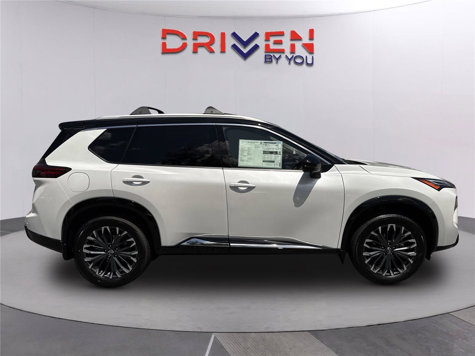 New 2026 Nissan Rogue Platinum AWD/4WD image 3