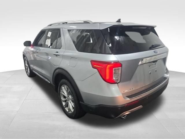 Used 2024 Ford Explorer Limited AWD/4WD image 6