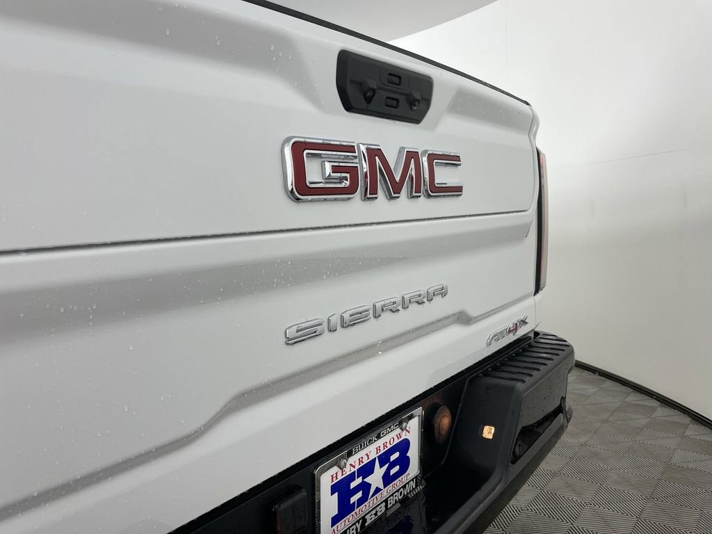 Used 2025 GMC Sierra 2500 AT4X AWD/4WD image 35