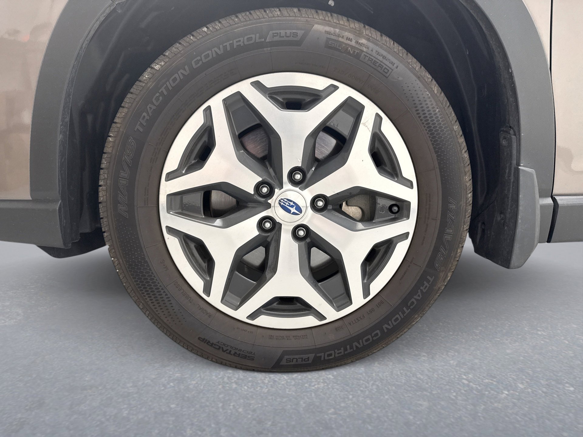 Used 2024 Subaru Forester Premium AWD/4WD image 11