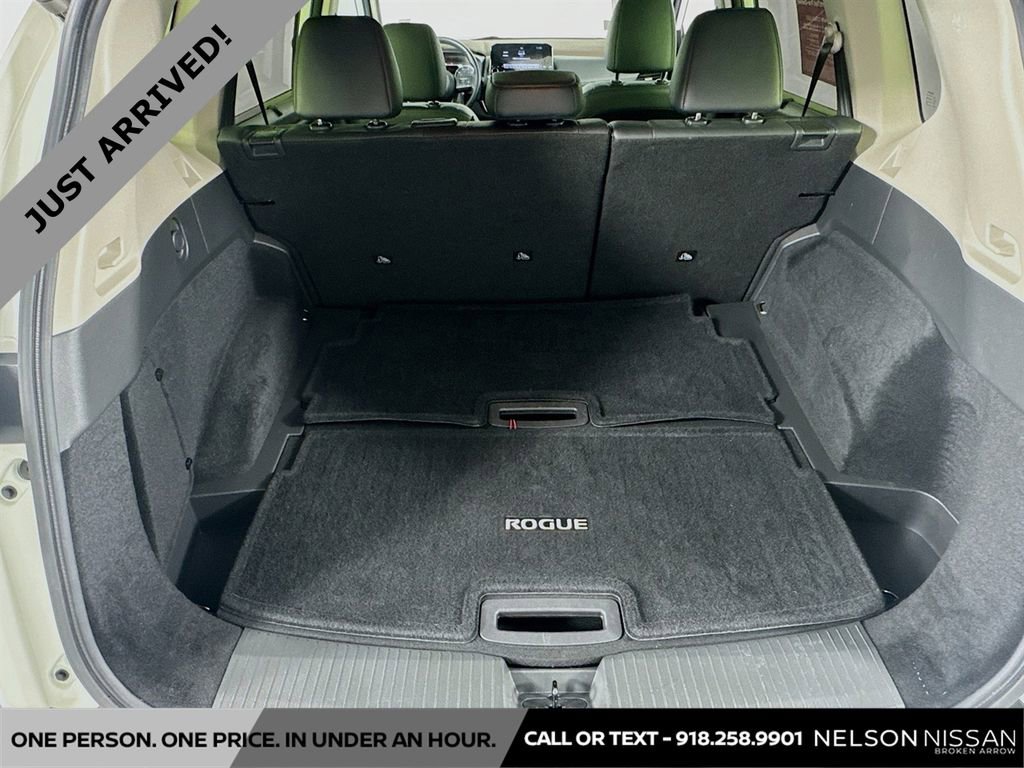Certified 2023 Nissan Rogue SL w/ SL Premium Package image 27