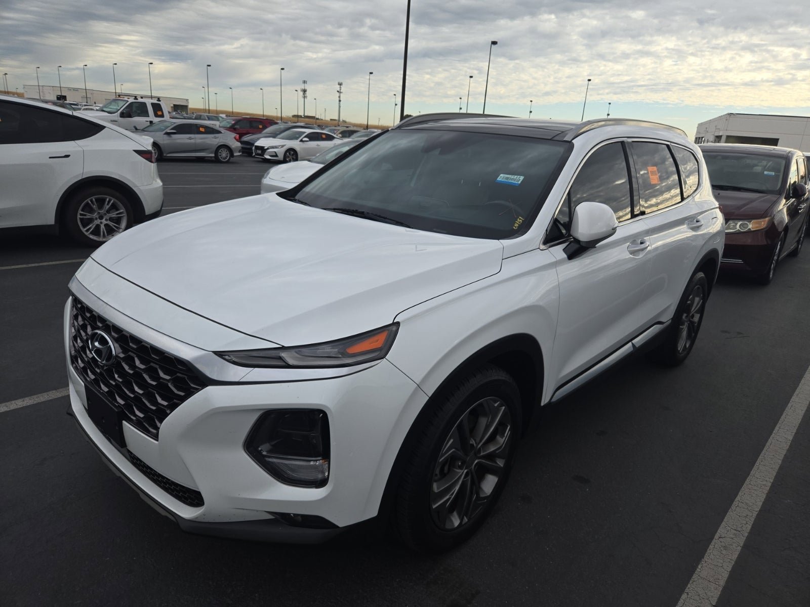 Used 2019 Hyundai Santa Fe FWD image 2