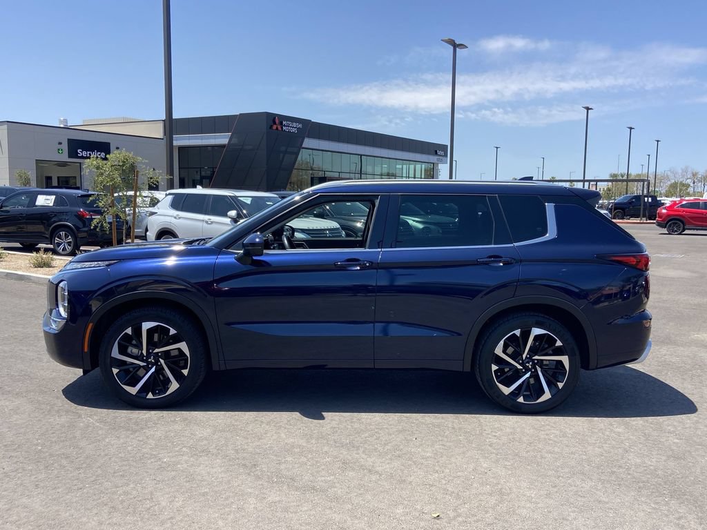 Used 2022 Mitsubishi Outlander SEL FWD image 4