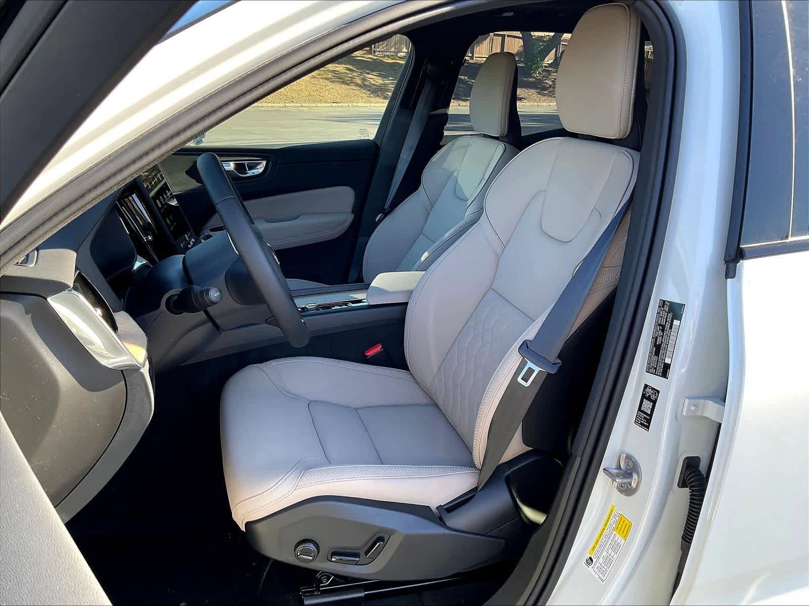 New 2026 Volvo XC60 B5 Plus w/ Climate Package AWD/4WD image 11