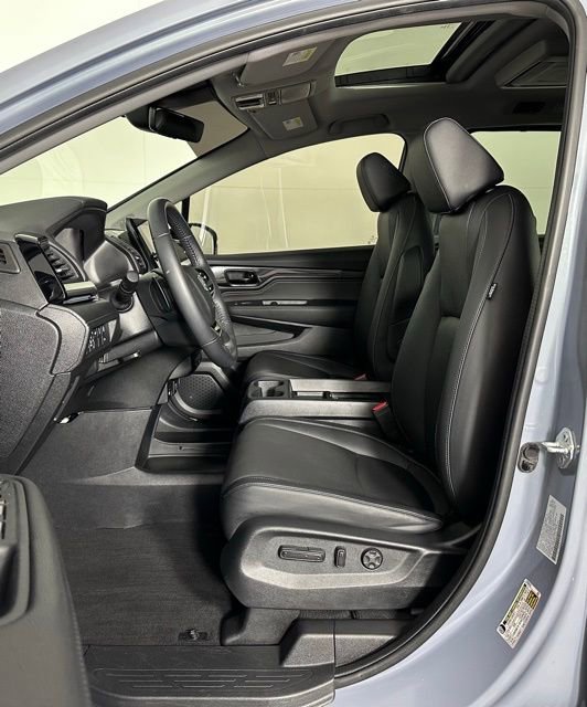 Used 2024 Honda Odyssey Touring image 16