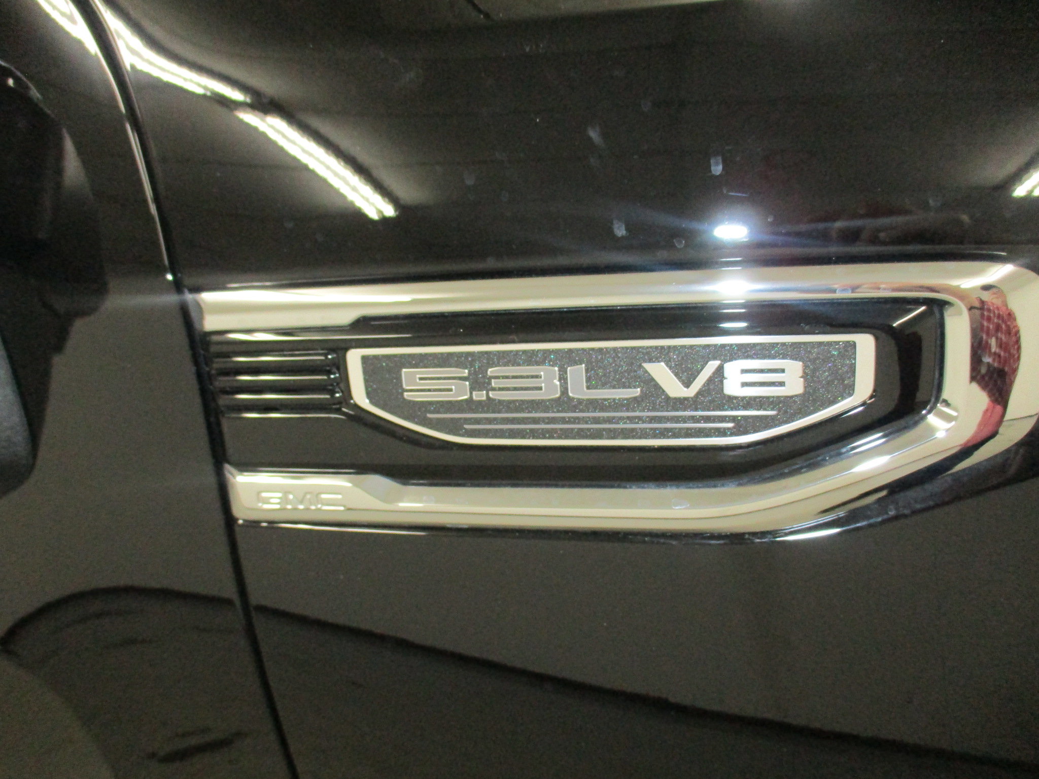 New 2026 GMC Sierra 1500 SLT w/ SLT Premium Package image 5