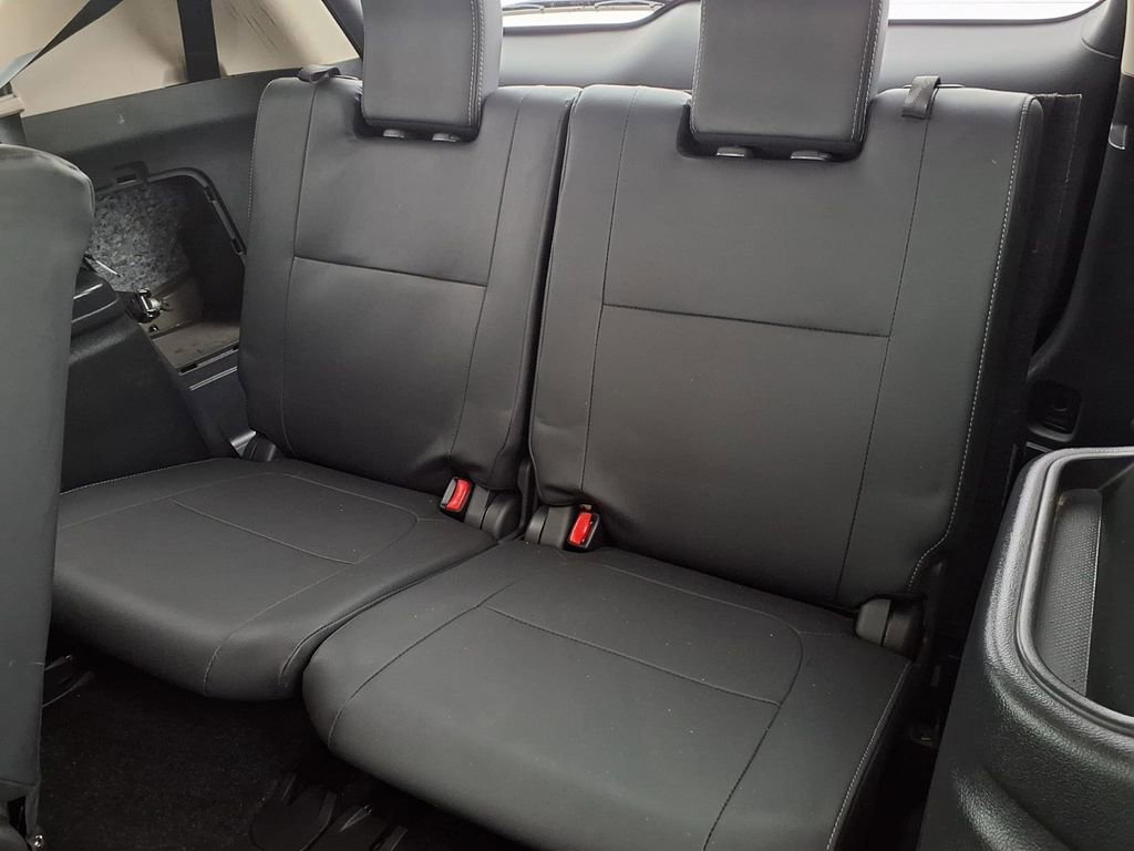 Used 2019 Mitsubishi Outlander FWD image 9