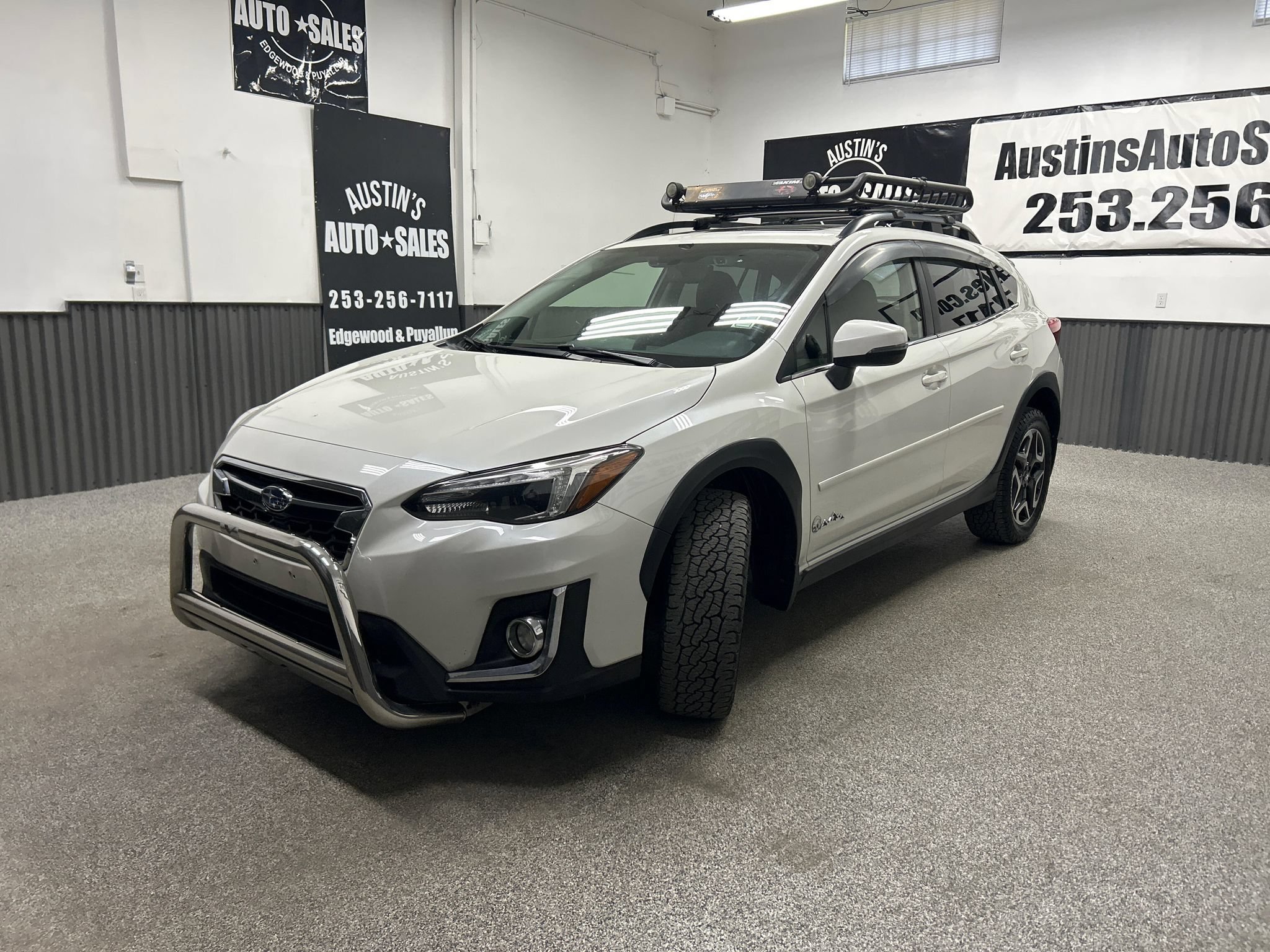 Used 2019 Subaru Crosstrek 2.0i Limited w/ Moonroof Package w/Navigation AWD/4WD image 3