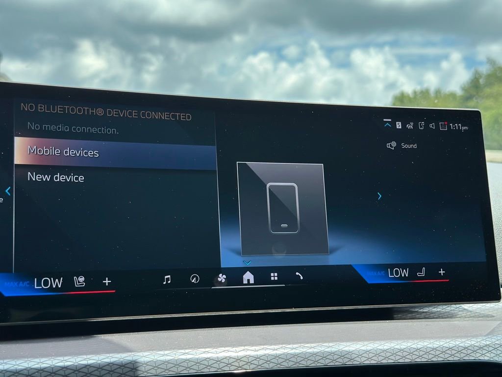 New 2025 BMW 330i xDrive Sedan image 40