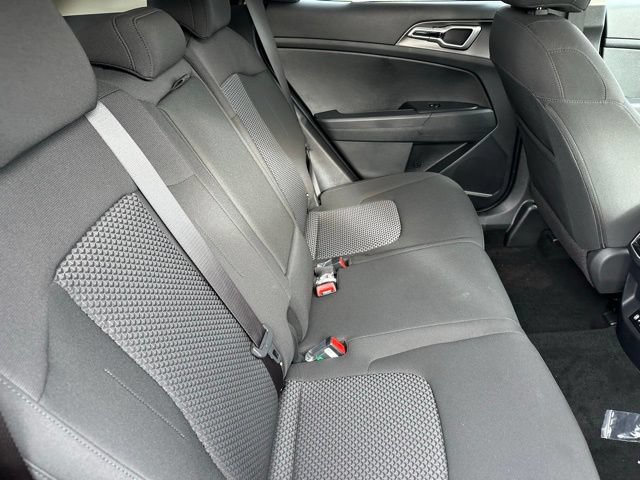 New 2026 Kia Sportage LX w/ LX Convenience Package FWD image 22