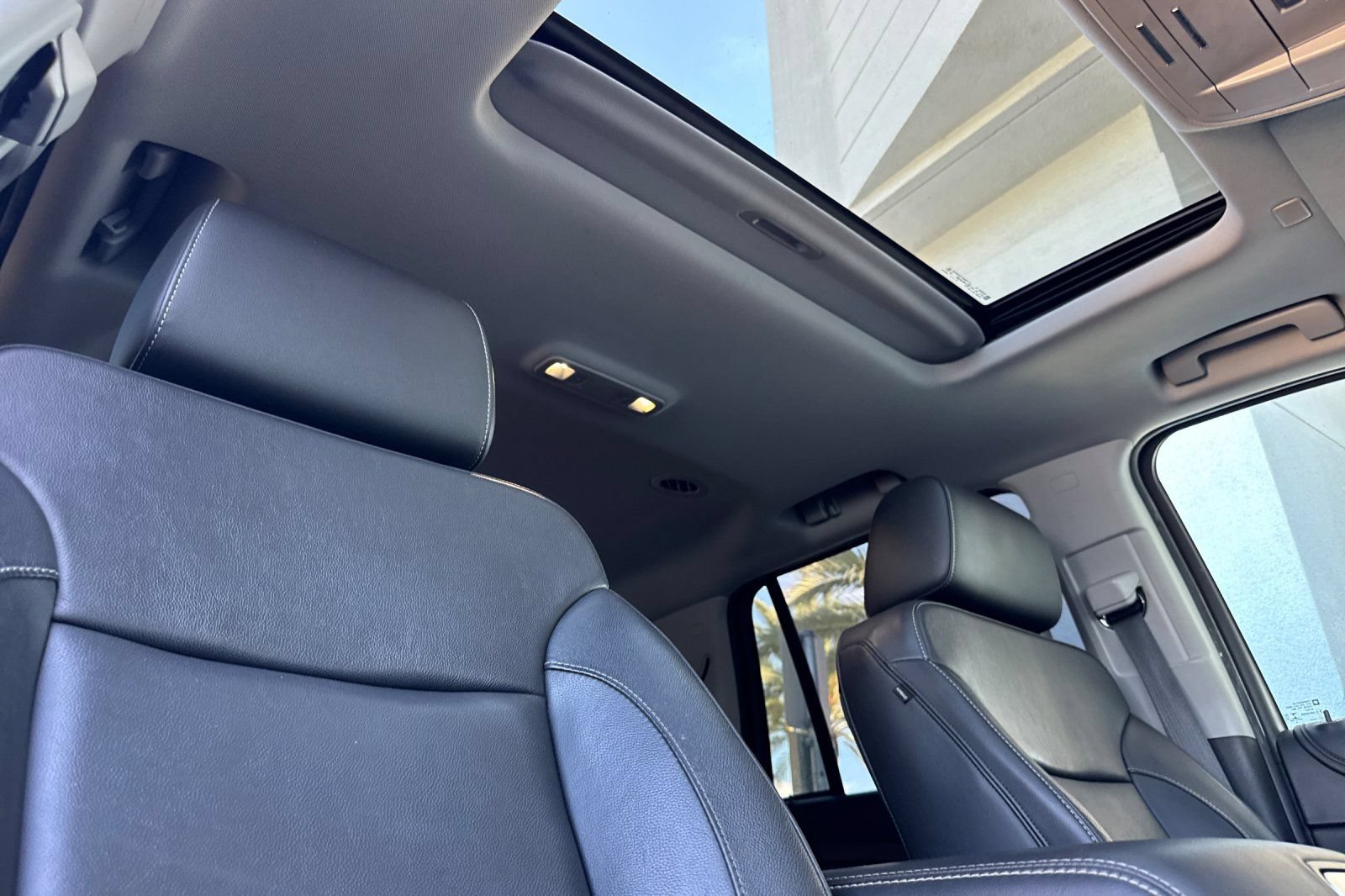 Used 2019 Chevrolet Tahoe LT AWD/4WD image 19
