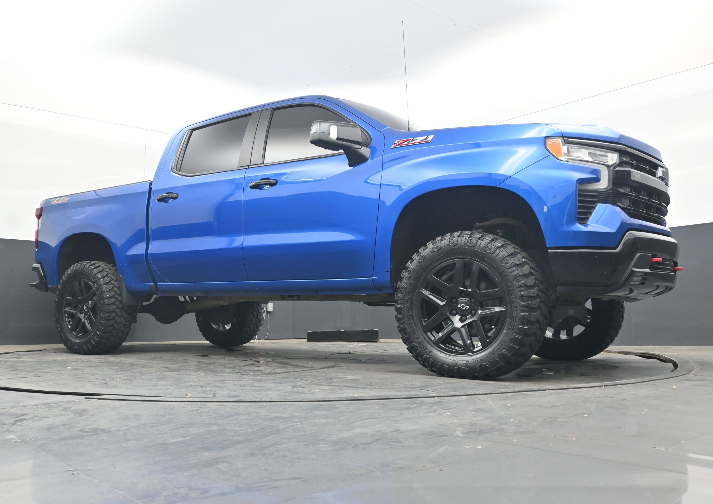 Used 2022 Chevrolet Silverado 1500 LT Trail Boss w/ LT Trail Boss Premium Package image 22