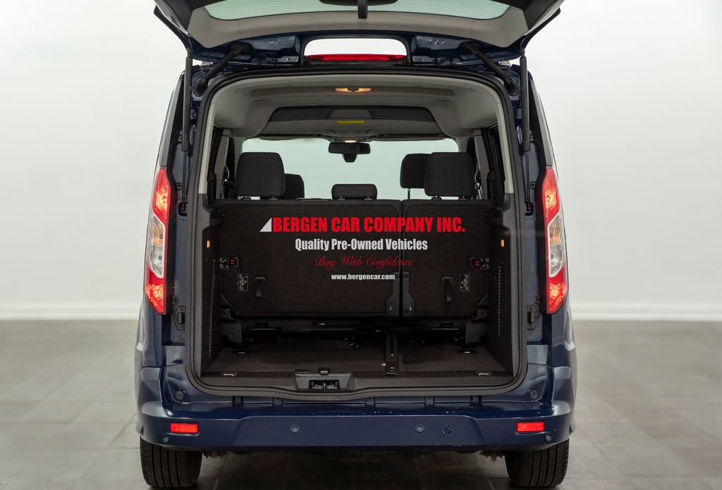 Used 2017 Ford Transit Connect XLT image 8