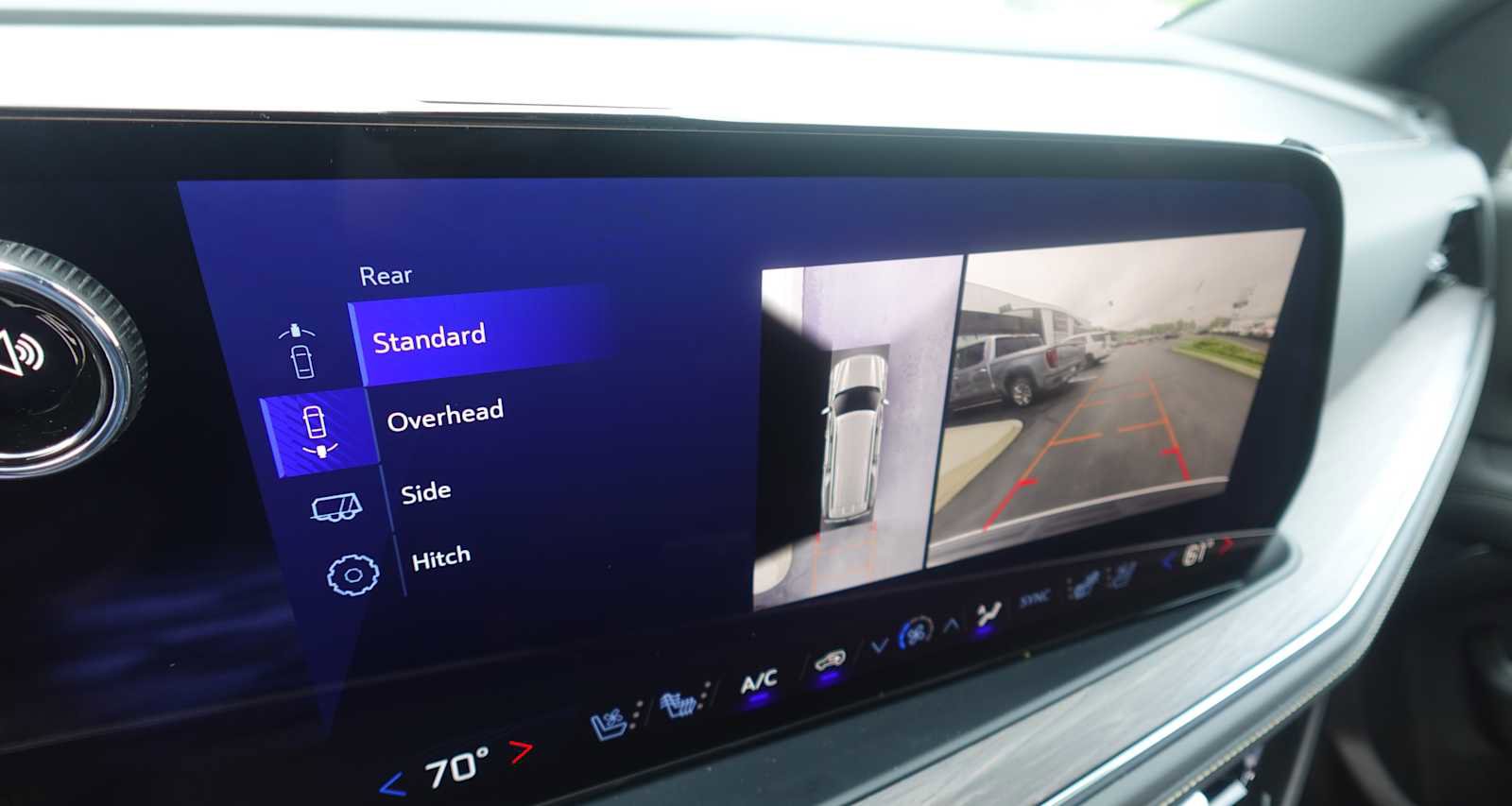 New 2025 Chevrolet Suburban Premier AWD/4WD image 23