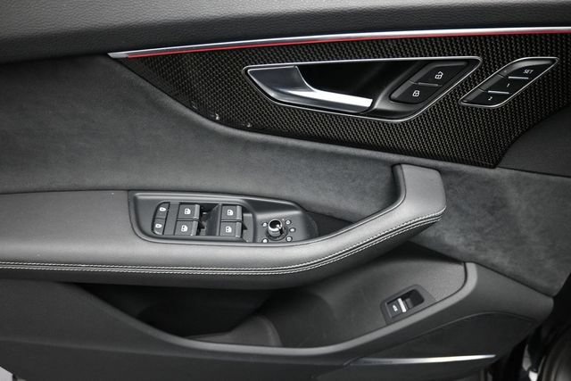 Used 2023 Audi SQ7 Prestige AWD/4WD image 17
