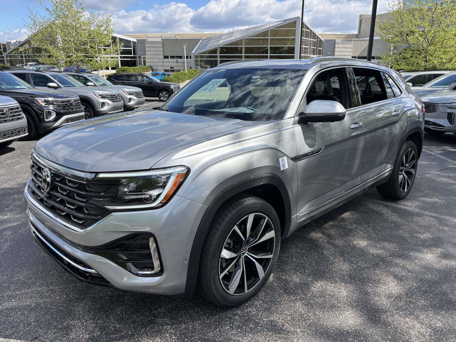 New 2026 Volkswagen Atlas Cross Sport SEL Premium R-Line