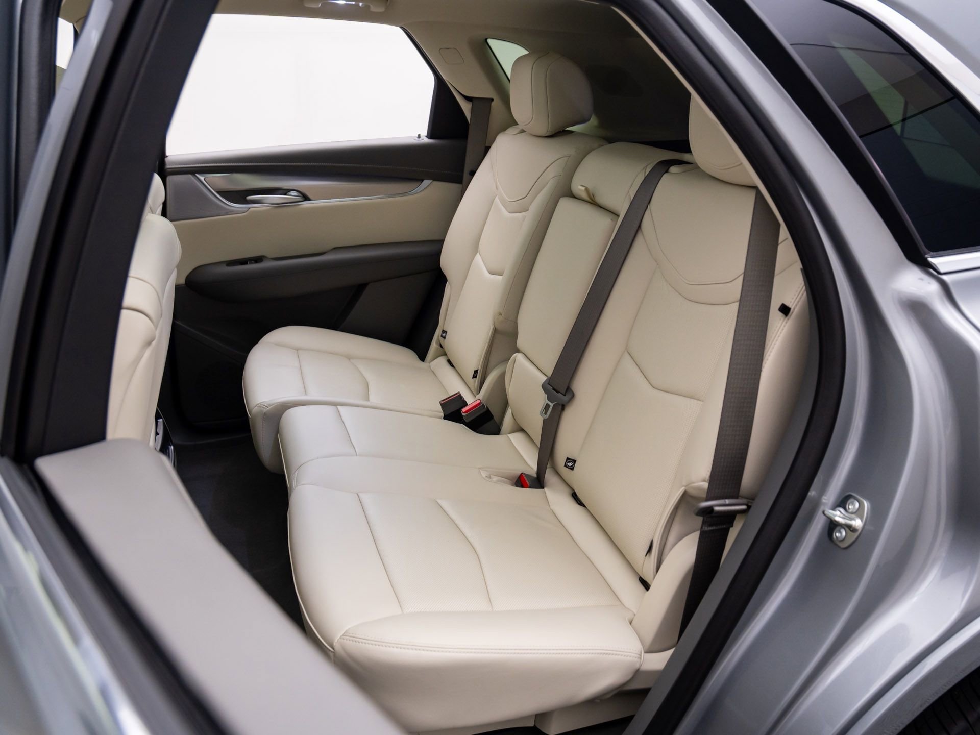 New 2026 Cadillac XT5 Premium Luxury w/ Driver Assist Package image 18