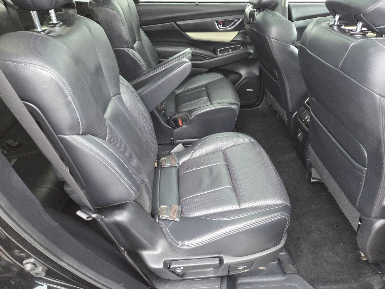 Used 2020 Subaru Ascent Limited w/ Technology Package image 20