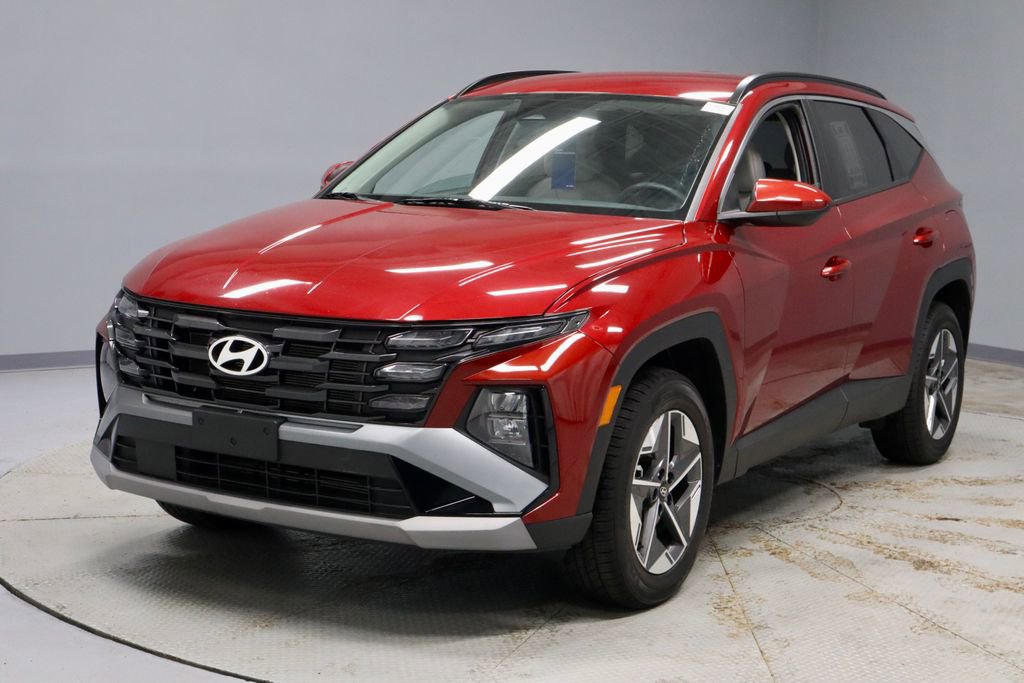 Certified 2025 Hyundai Tucson SEL AWD/4WD image 7