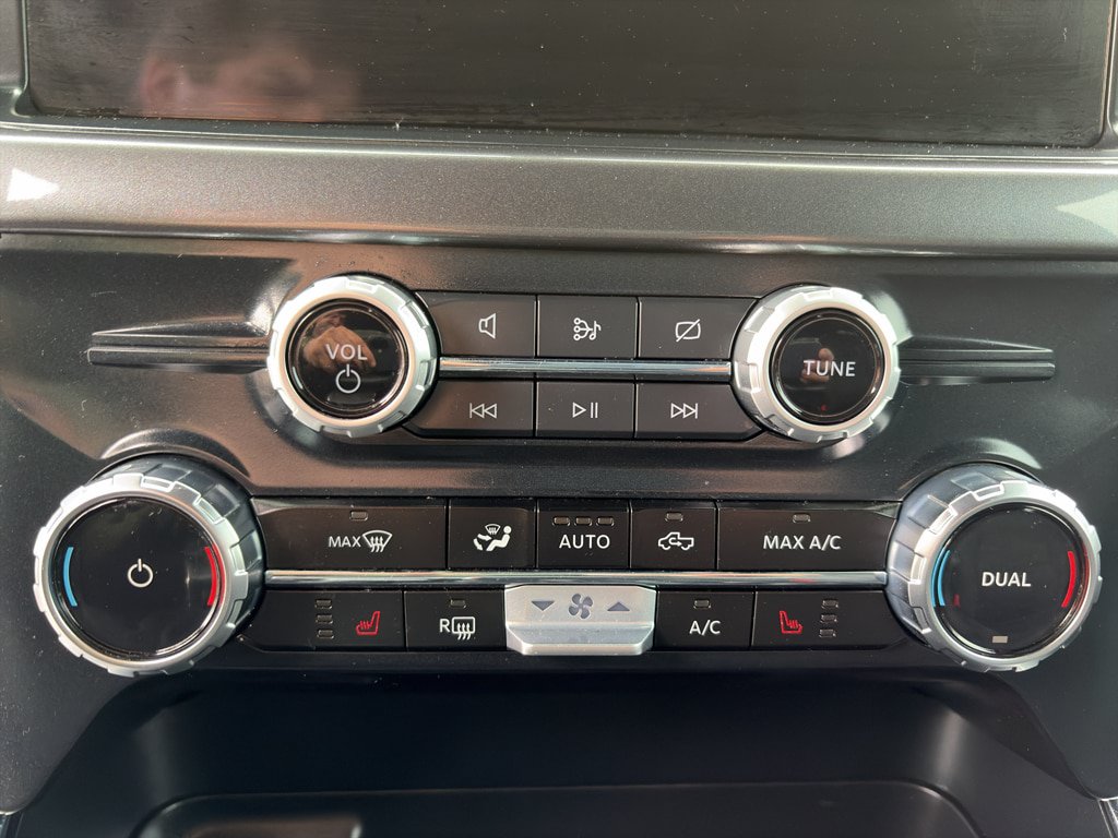 Used 2023 Ford F150 XLT w/ Equipment Group 302A High AWD/4WD image 15