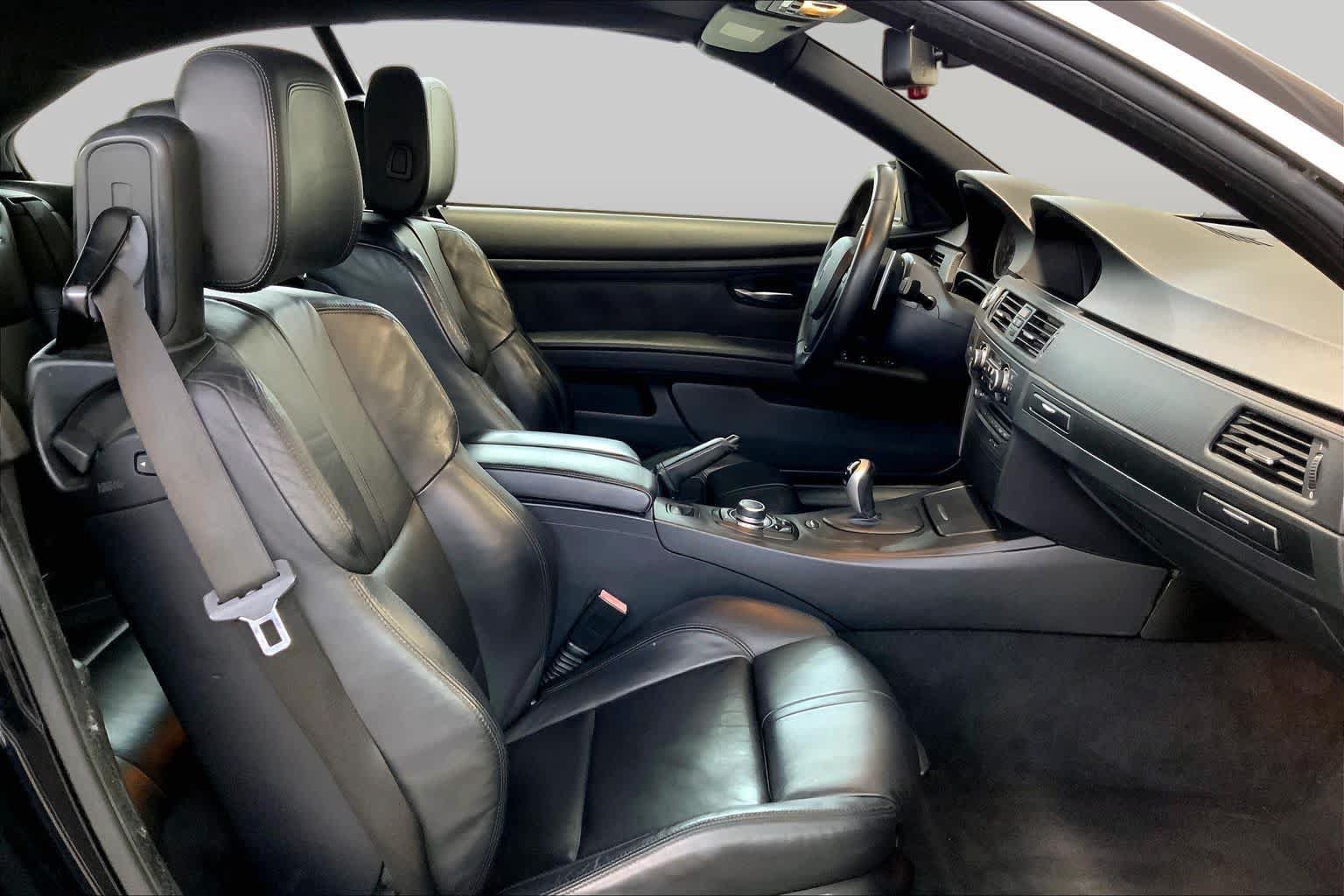 Used 2010 BMW M3 Convertible RWD image 8