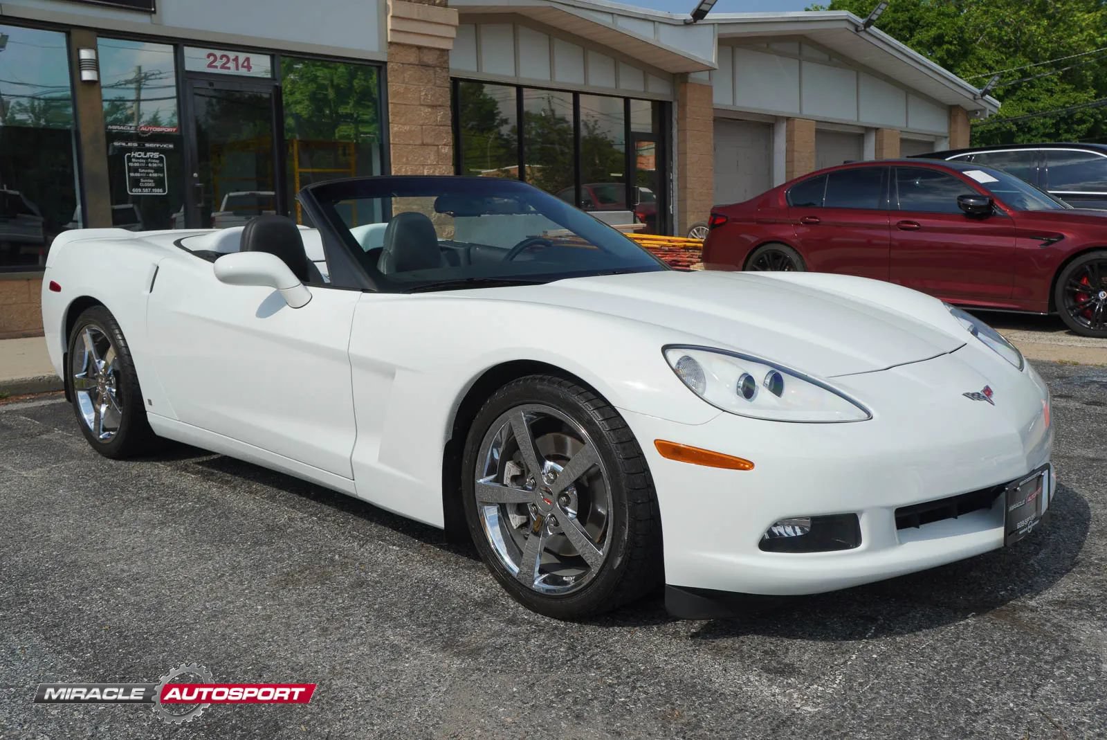 Used 2009 Chevrolet Corvette Convertible w/ Preferred Equipment Group RWD image 9