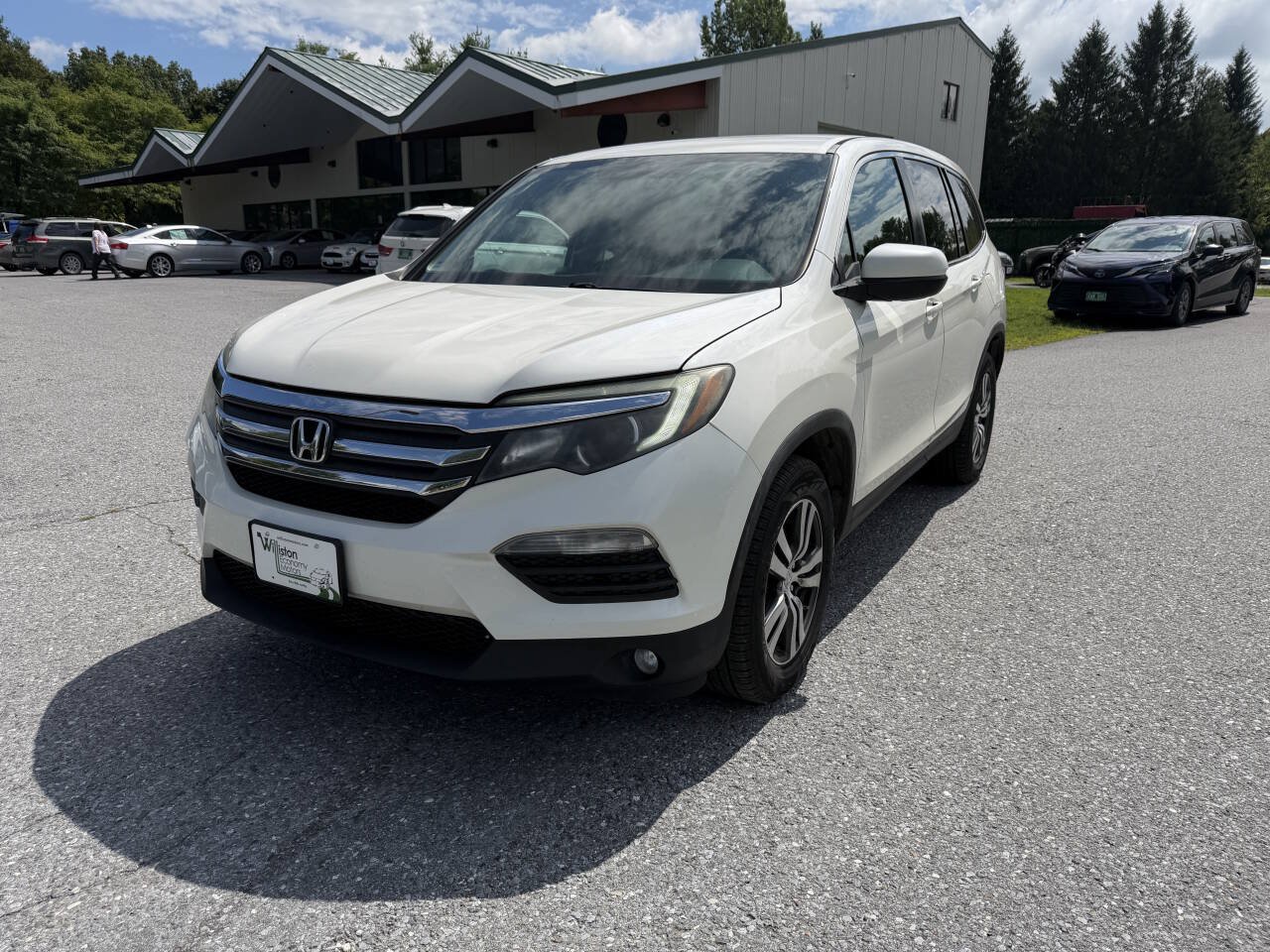 Used 2016 Honda Pilot EX image 1