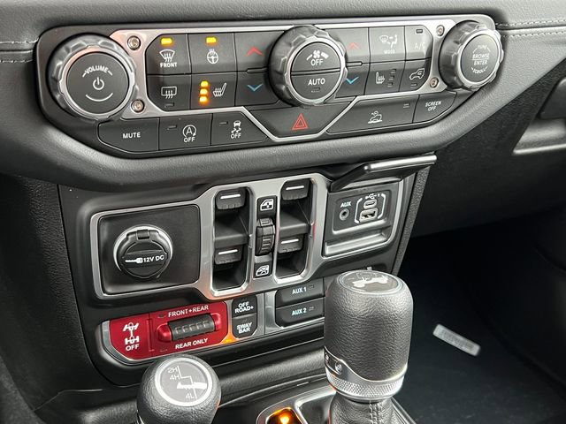 New 2026 Jeep Wrangler Unlimited Rubicon w/ Steel Bumper Group image 25