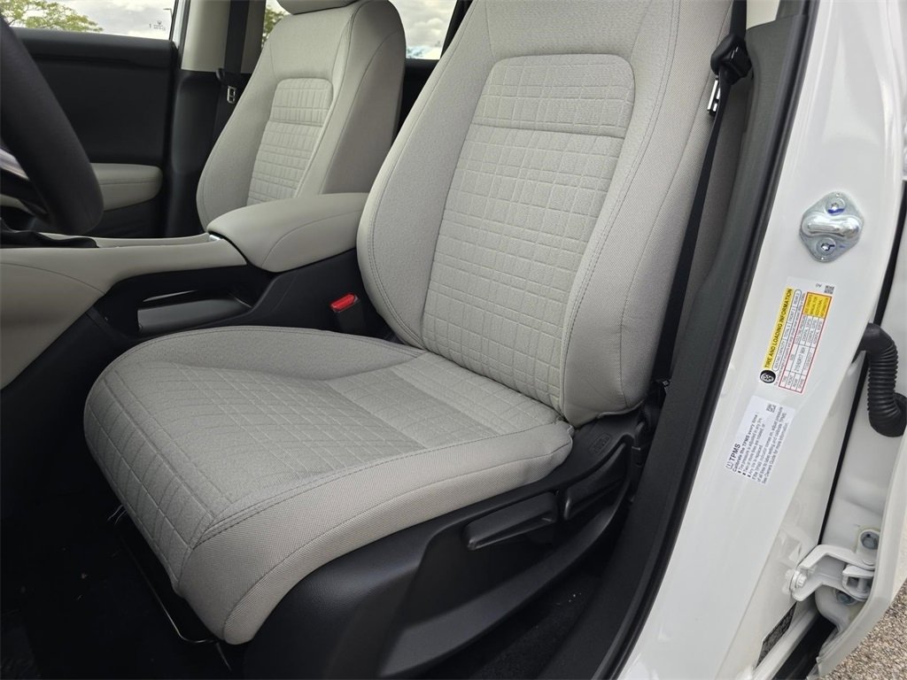 New 2026 Honda HR-V LX image 23