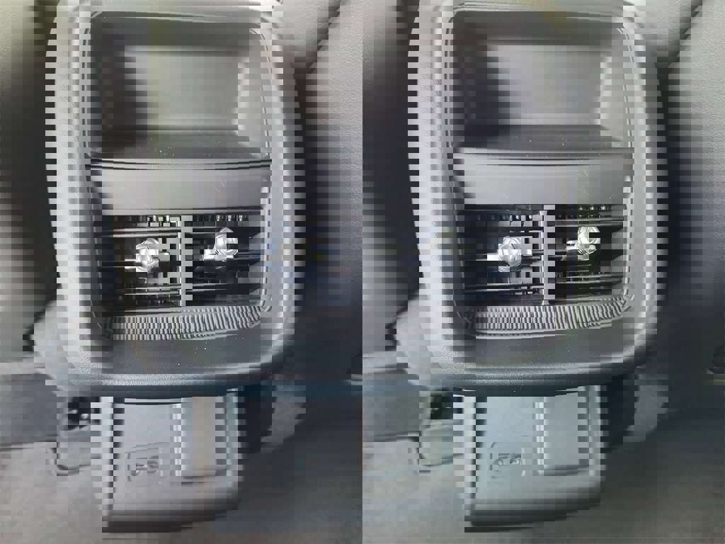 New 2026 Cadillac Lyriq Premium Luxury image 22