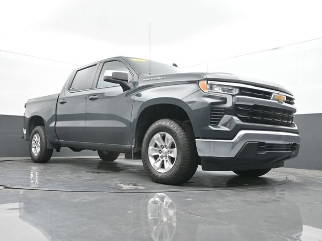 Used 2025 Chevrolet Silverado 1500 LT AWD/4WD image 47