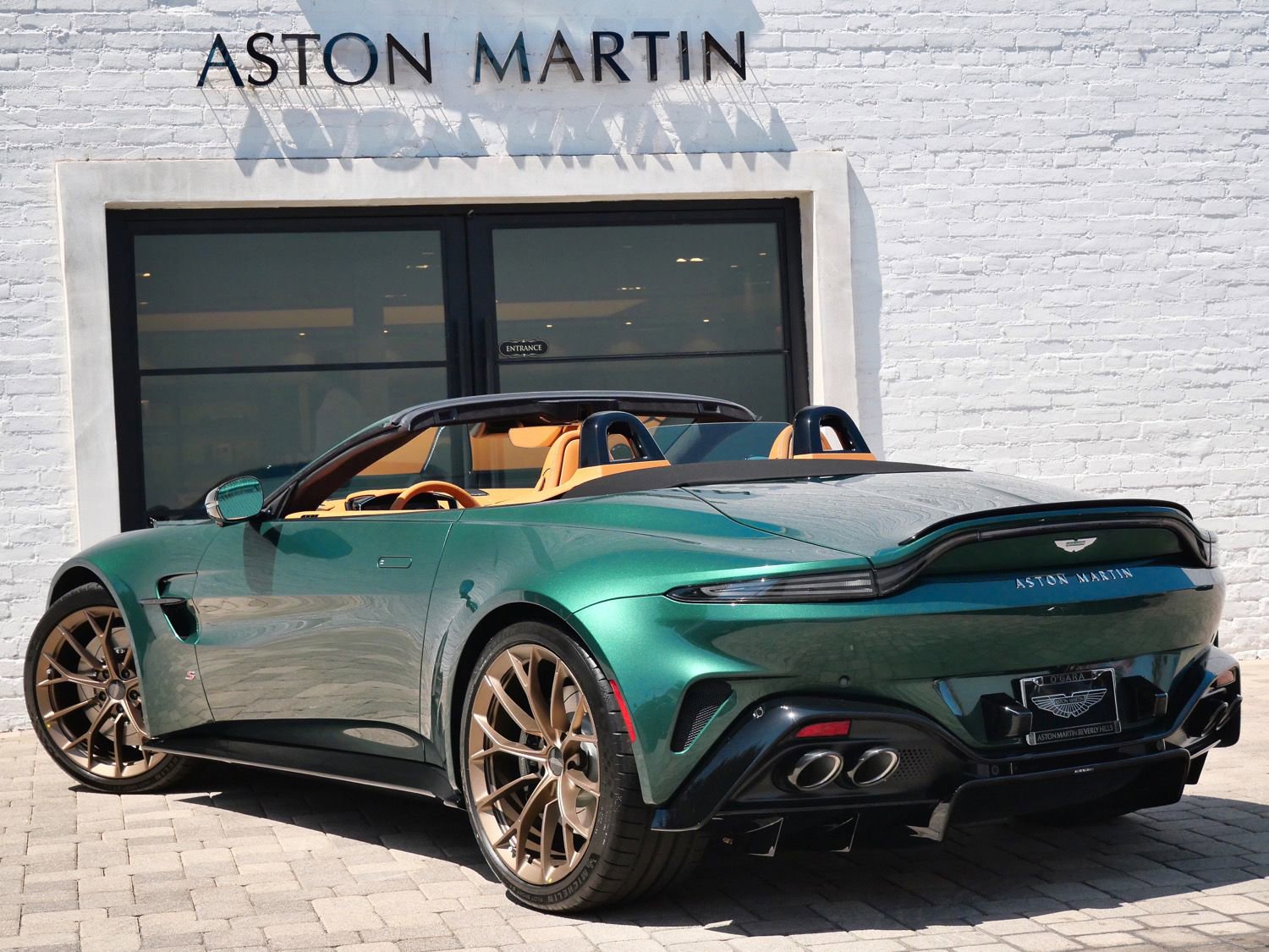 New 2026 Aston Martin V8 Vantage S RWD image 2