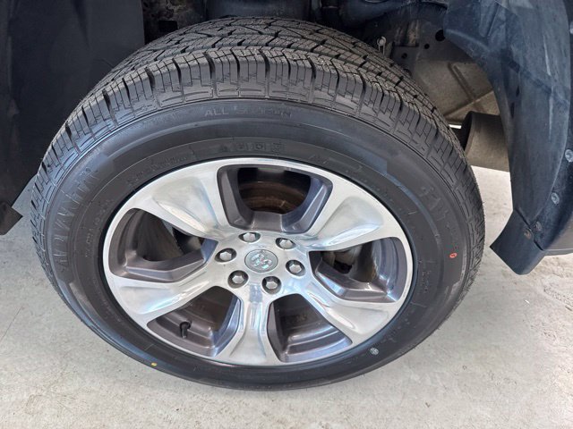 Used 2022 RAM 1500 Laramie AWD/4WD image 7