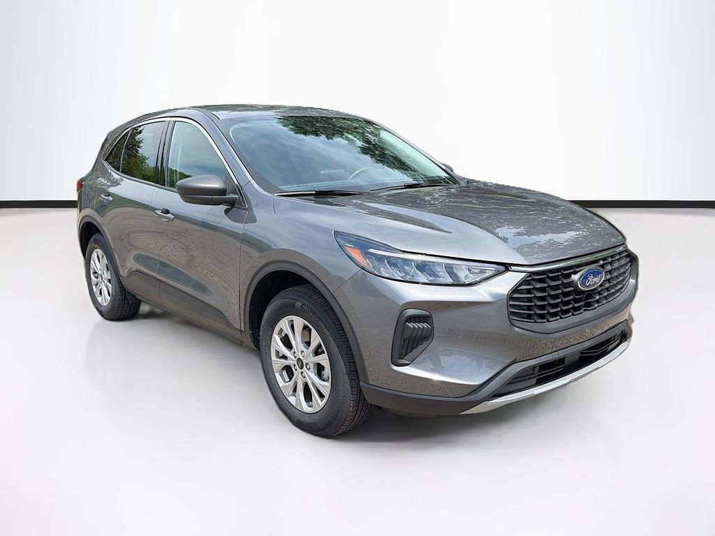 Used 2024 Ford Escape Active AWD/4WD image 3