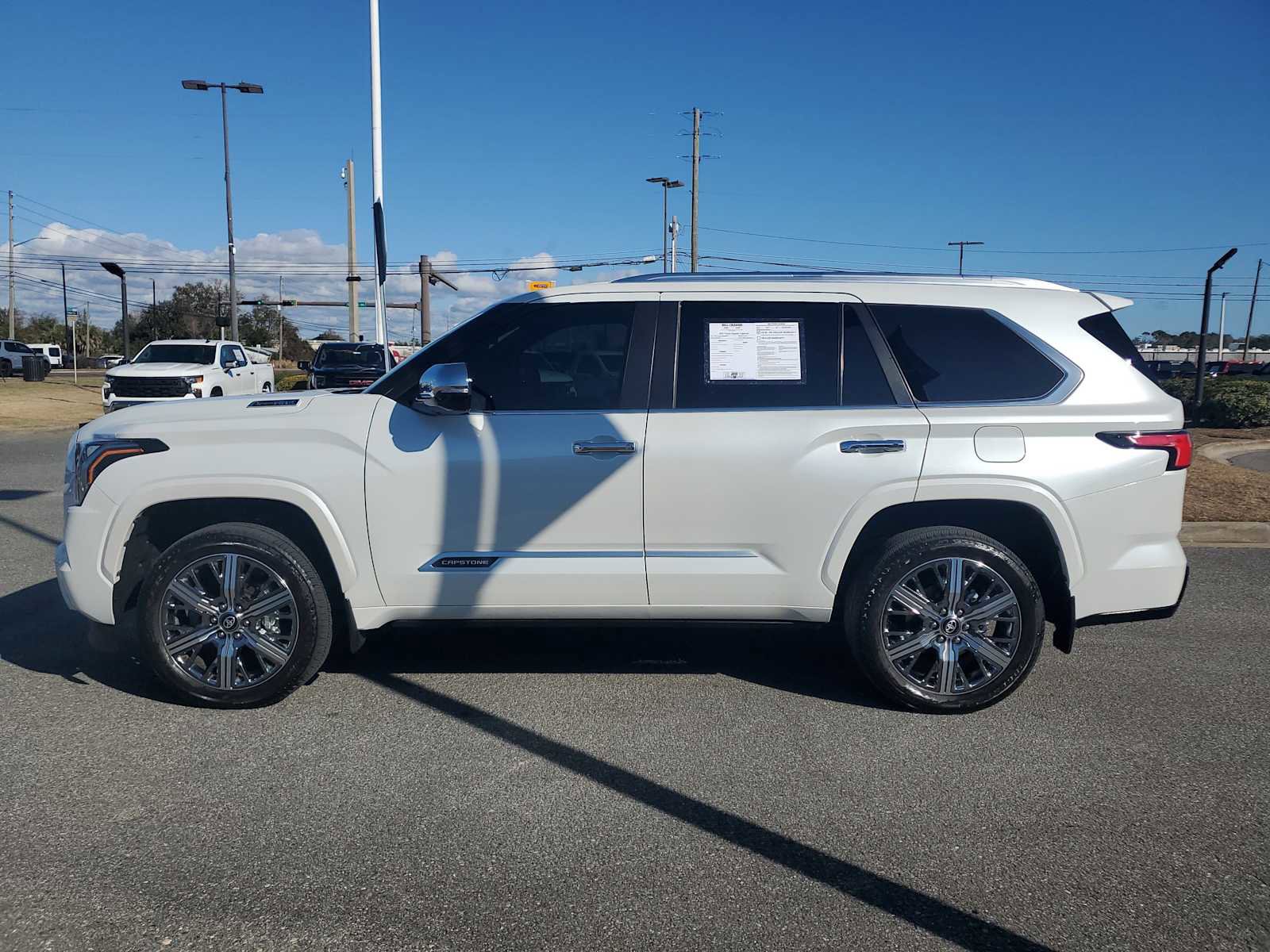 Used 2025 Toyota Sequoia Capstone image 2