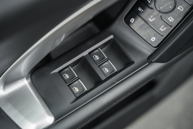 Used 2025 Audi Q5 Premium Plus w/ Premium Plus AWD/4WD image 39