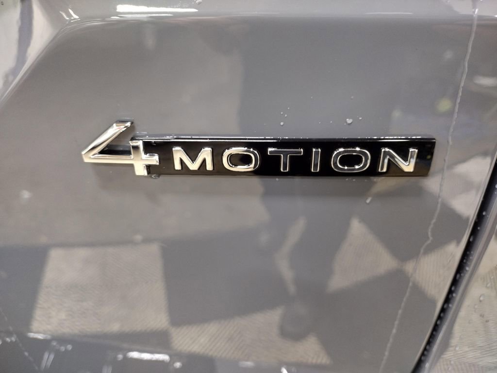 New 2026 Volkswagen Atlas SEL Premium R-Line image 15